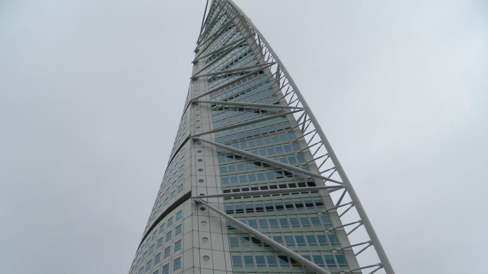 Worm's-Eye View of the Turning Torso in Malmö, Sweden wallpaper
