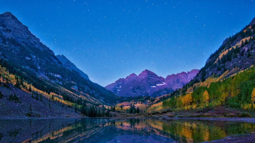 The Maroon Bells and the Crater lake wallpaper