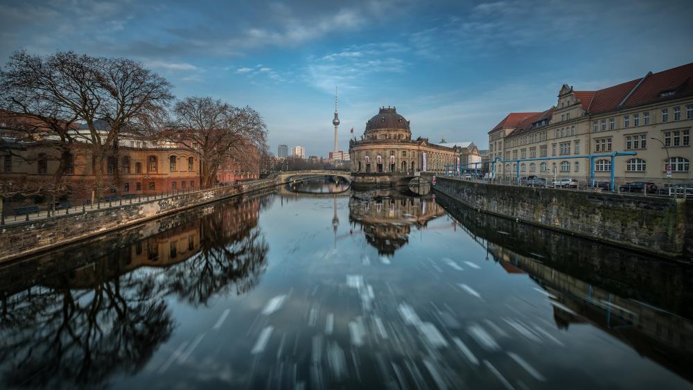 The Bode Museum and the Fernsehturm wallpaper