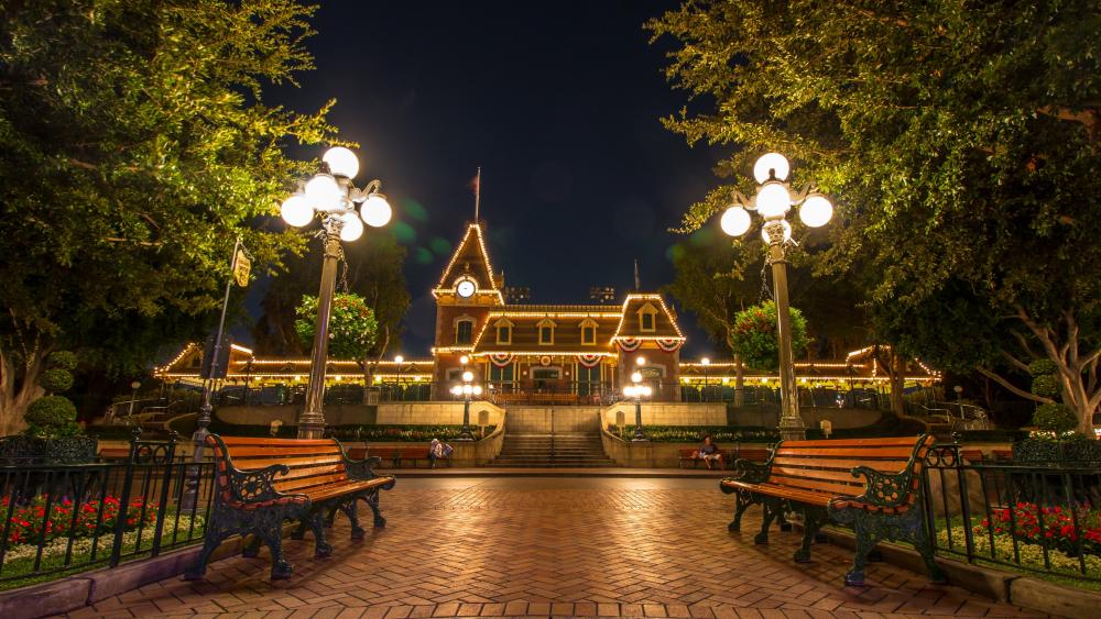 Disneyland Main Street Station - Disneyland Resort wallpaper