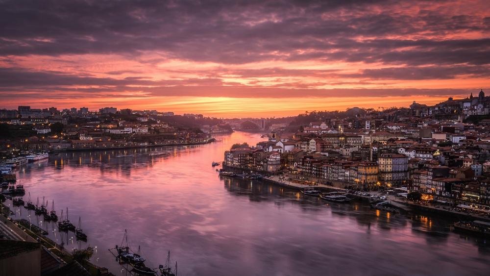 The purple Douro River in the sunset wallpaper