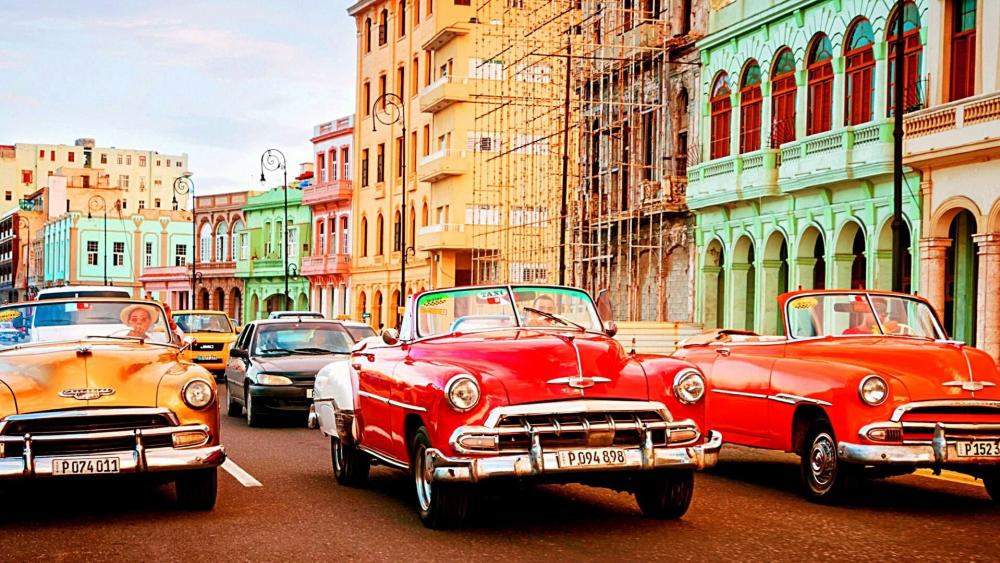 Vintage cars in Havana wallpaper