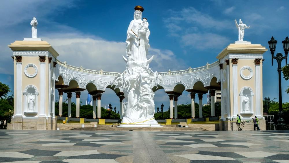 Monument to the Virgin of Chiquinquira wallpaper