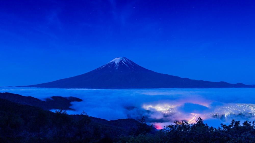 Mount Fuji at dusk wallpaper