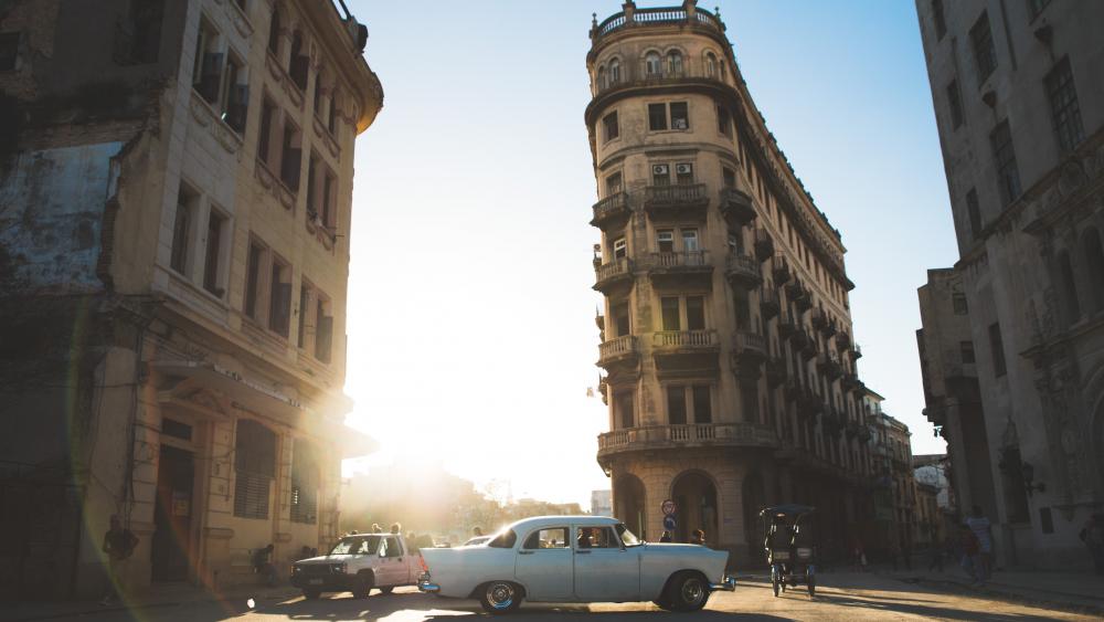 Golden hour in Havana, in what remains of its Chinatown wallpaper