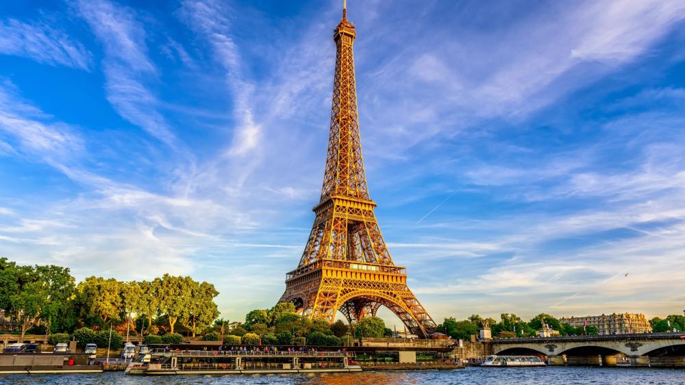 Eiffel Tower from Seine wallpaper