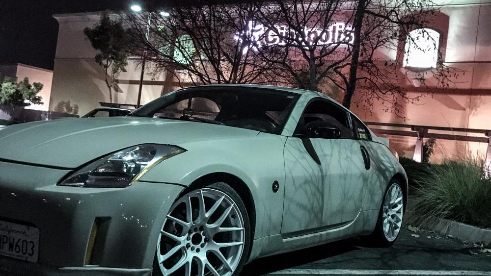 Mocha Latte 350z wallpaper