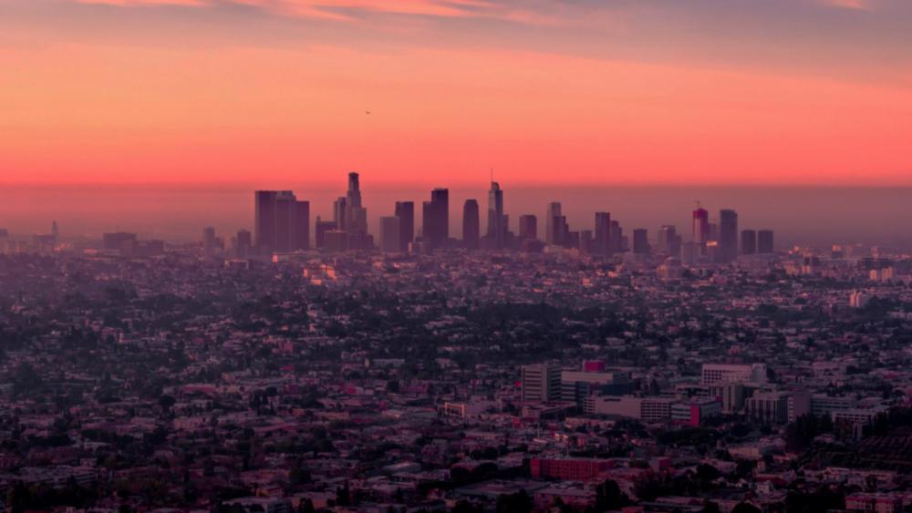 Los Angeles Skyline at Dusk wallpaper