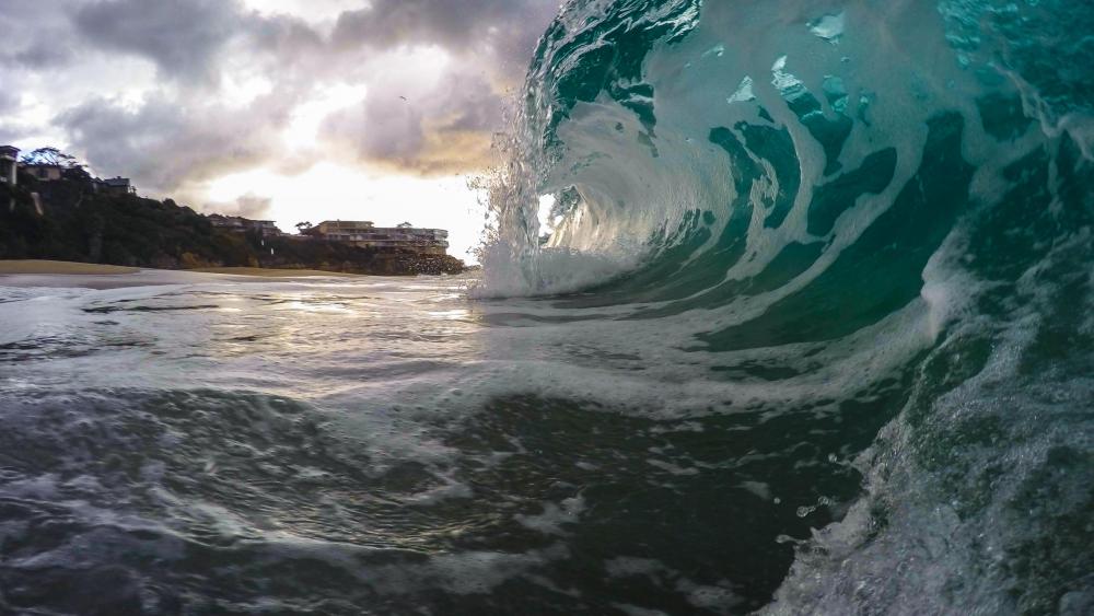 Breaking Wave at Laguna Beach, California wallpaper
