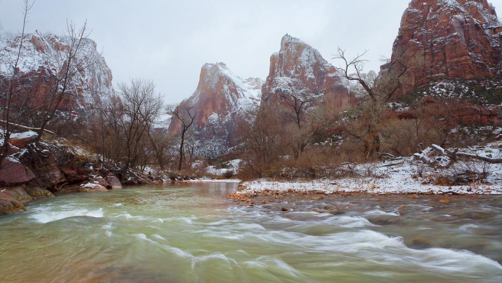 Virgin river, Court of the Patriarchs wallpaper