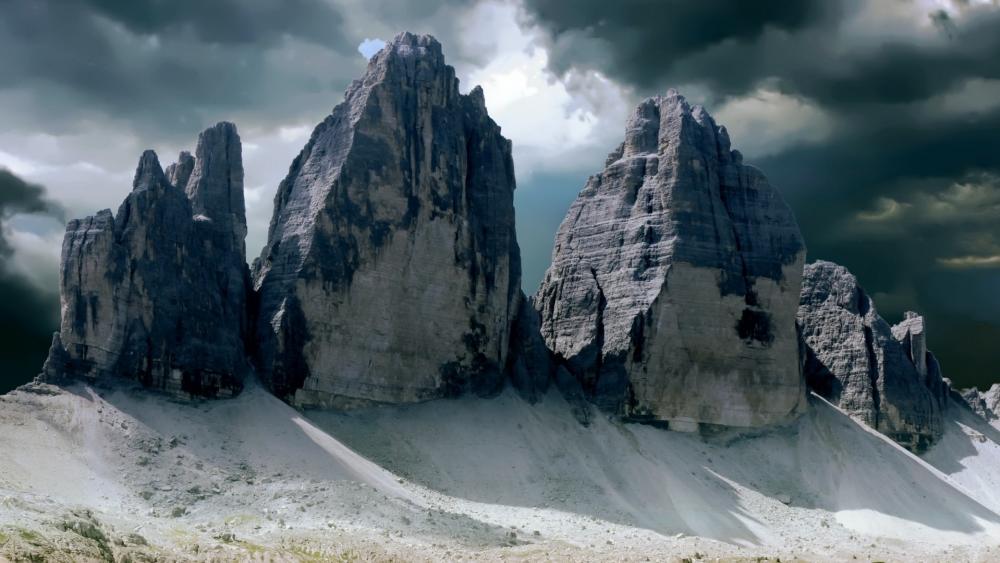 Three Peaks Dolomites wallpaper