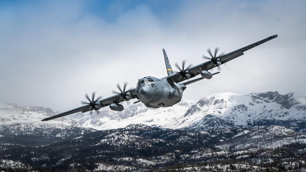 Hercules over the mountains wallpaper