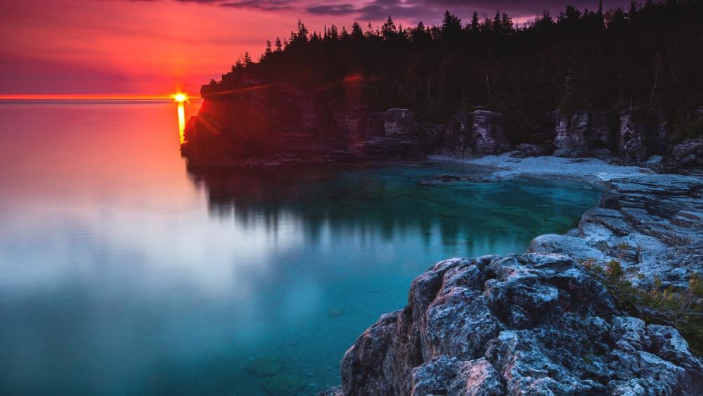 Serenity at Sunset on Tranquil Waters wallpaper