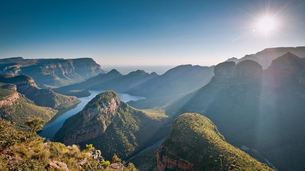 Majestic Mountain Landscape at Dawn wallpaper