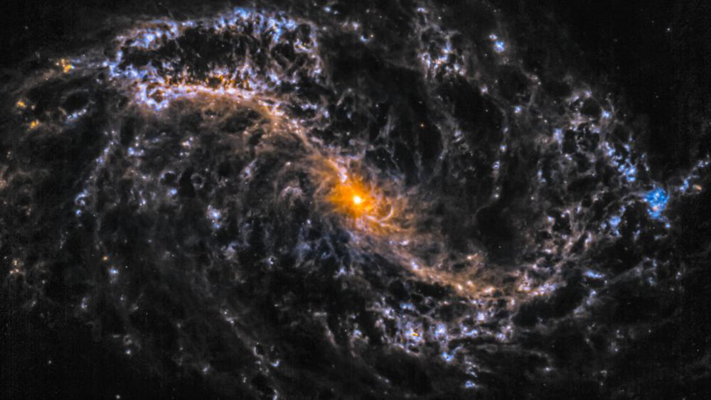 James Webb Space Telescope Image of NGC 7496 wallpaper