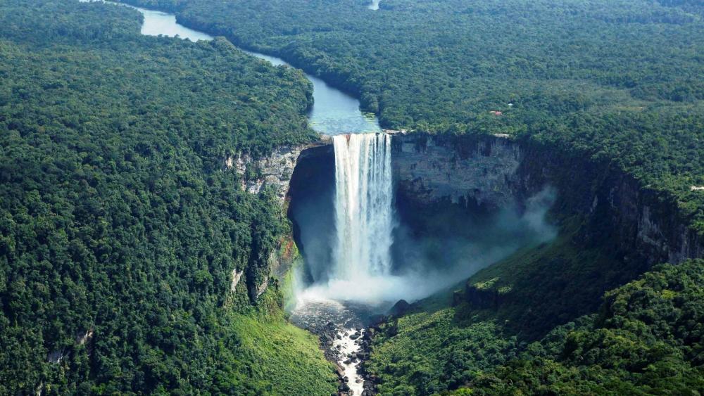 Kaieteur Falls, Guyana wallpaper