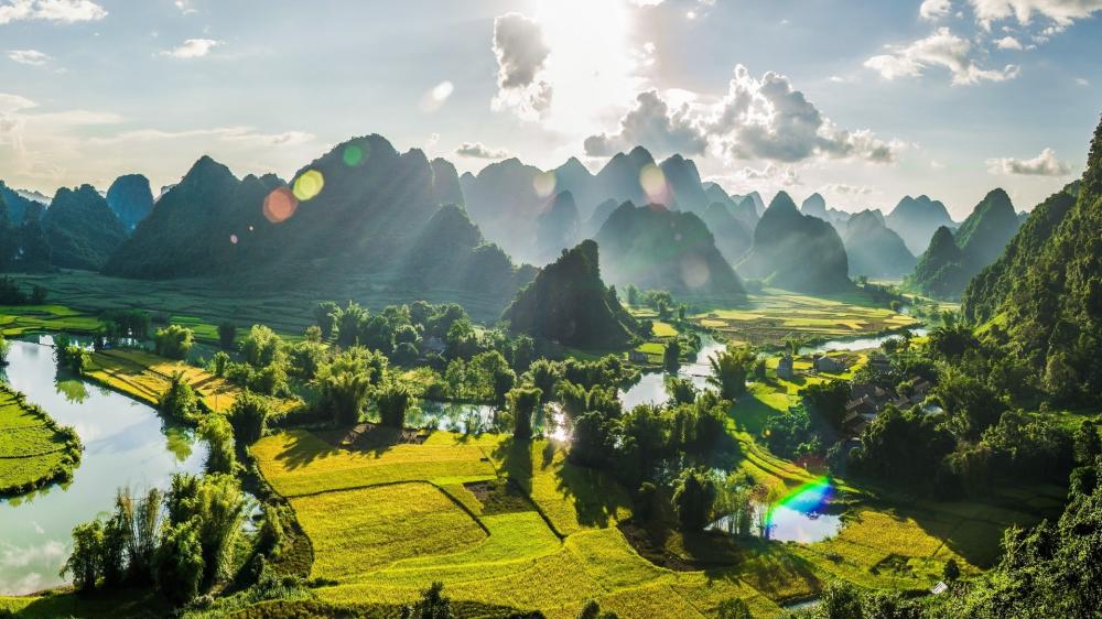 Non Nuoc geological park of Cao Bang wallpaper