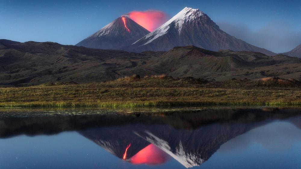 Volcanoes of Kamchatka wallpaper