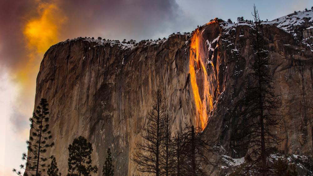 Yosemite Firefall wallpaper