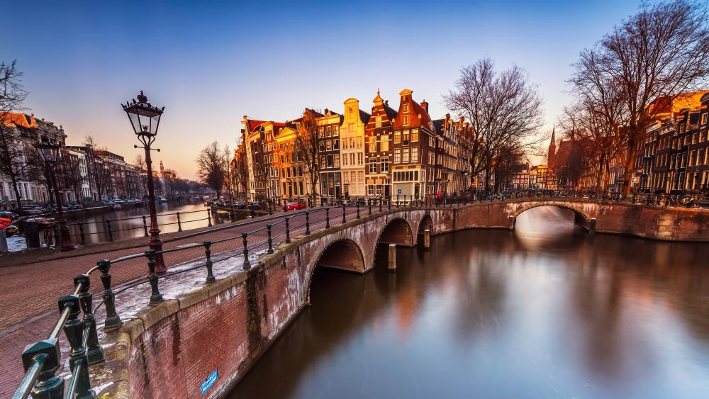 Amsterdam canals wallpaper