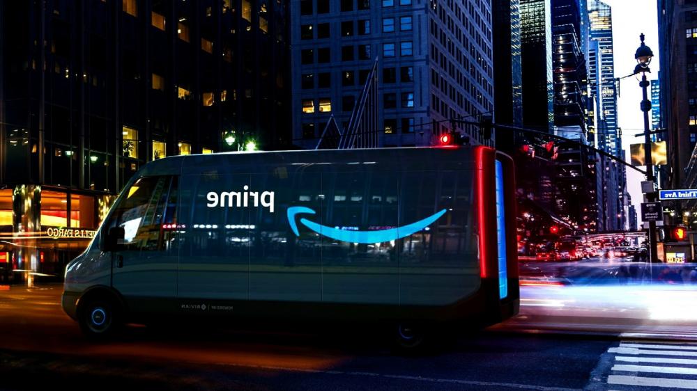 Futuristic Delivery Truck in Urban Nightscape wallpaper