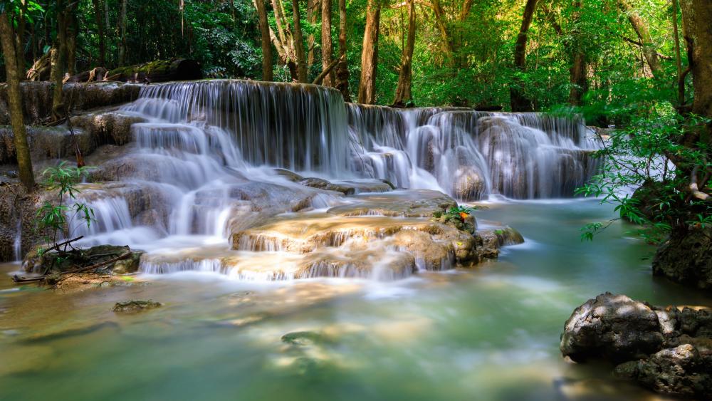 Huai Mae Khamin Waterfall (Kanchanaburi, Thailand) wallpaper
