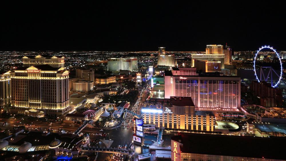 Las Vegas at Night from the Eiffel Tower Viewing Deck wallpaper