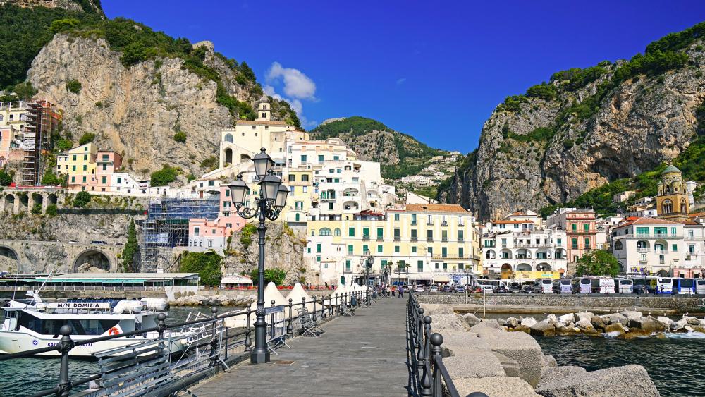 Amalfi wallpaper