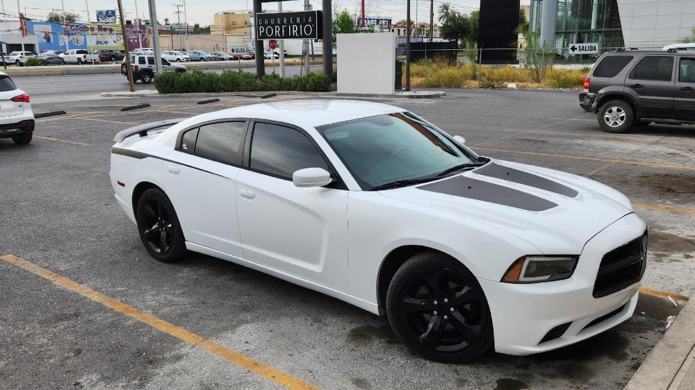 Dodge Charger V6 2014 wallpaper