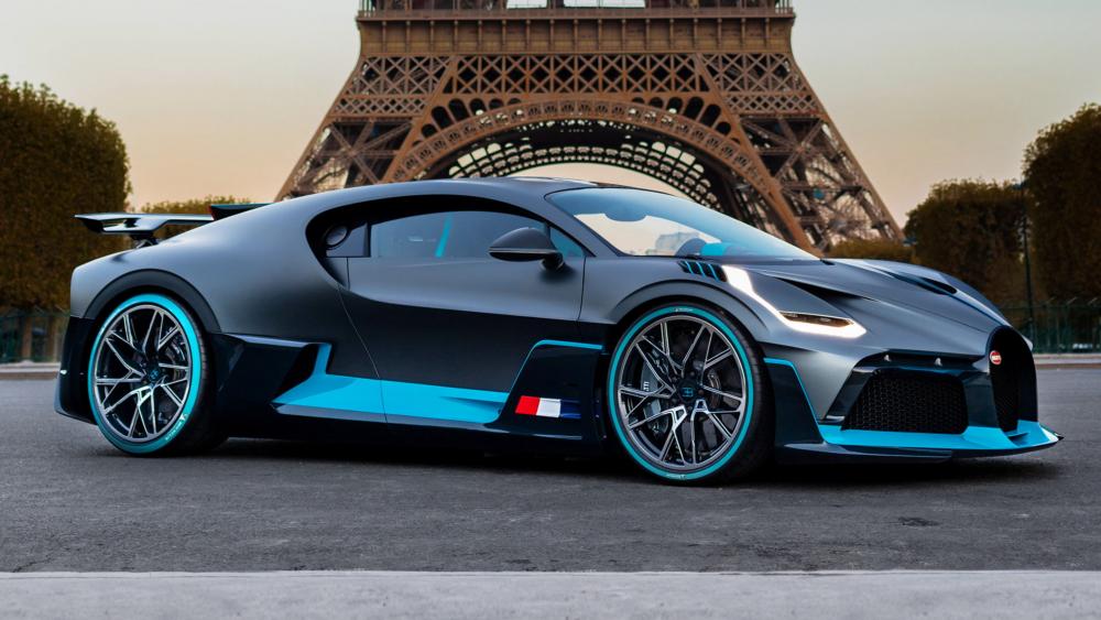 Bugatti Divo Elegance Against Parisian Backdrop wallpaper