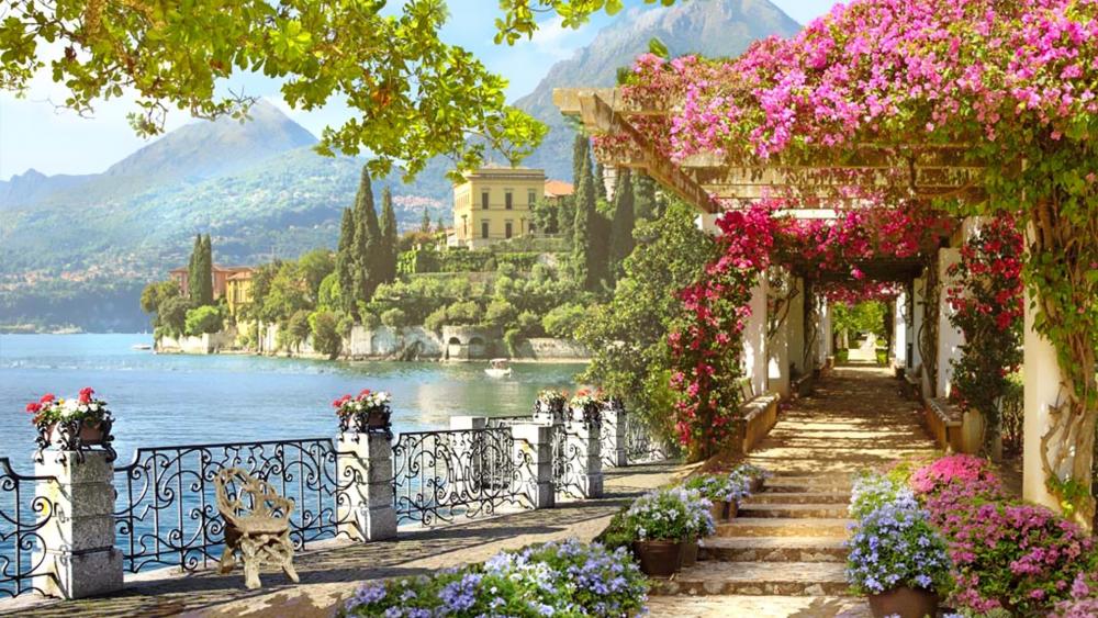 Lake Como painting wallpaper