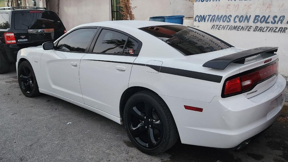 Dodge Charger V6 2014 wallpaper
