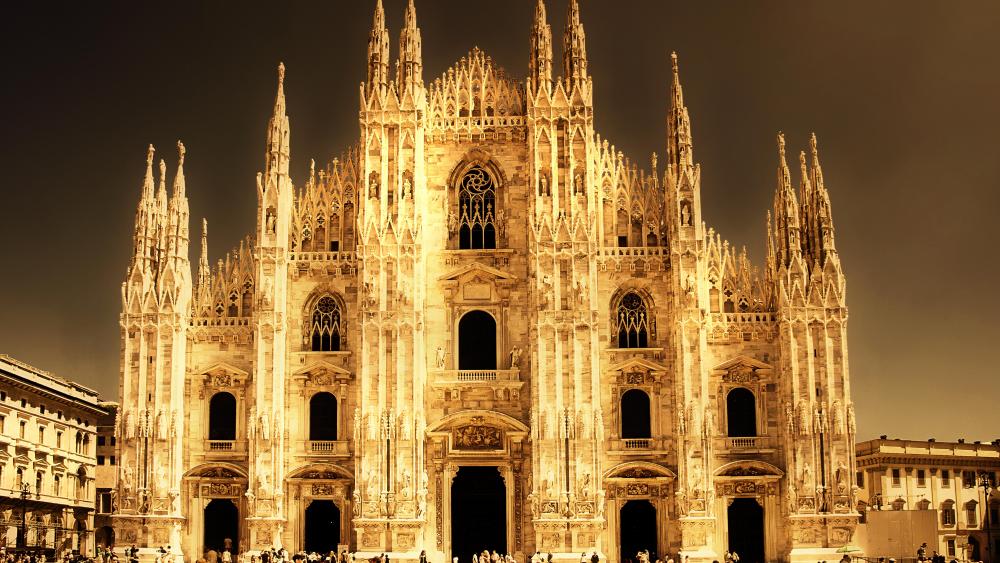 Golden Glimpse of the Historic Duomo di Milano wallpaper