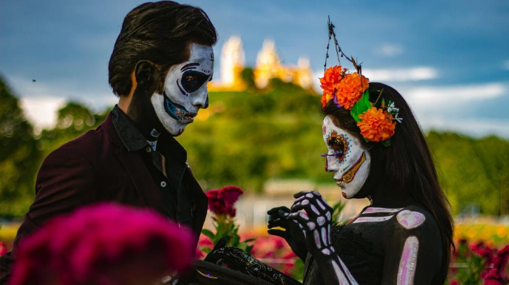 Day of the Dead Romance wallpaper