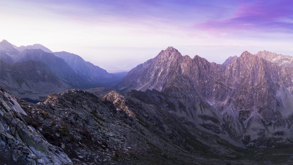 Majestic Mountain Dusk Panorama wallpaper