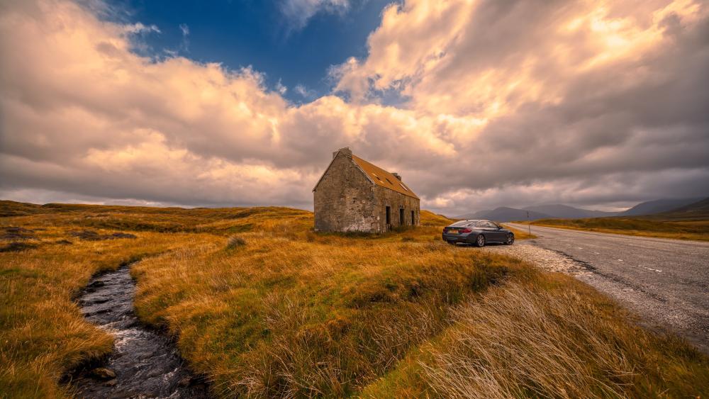 Golden Twilight at Countryside Stone House wallpaper