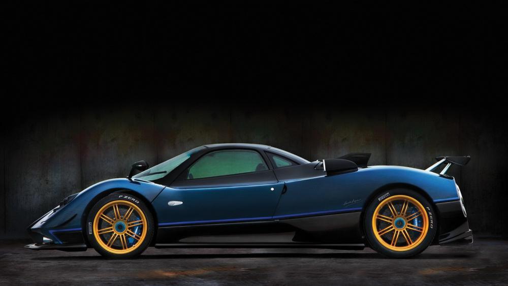 Performance and Elegance United in a Pagani Zonda wallpaper