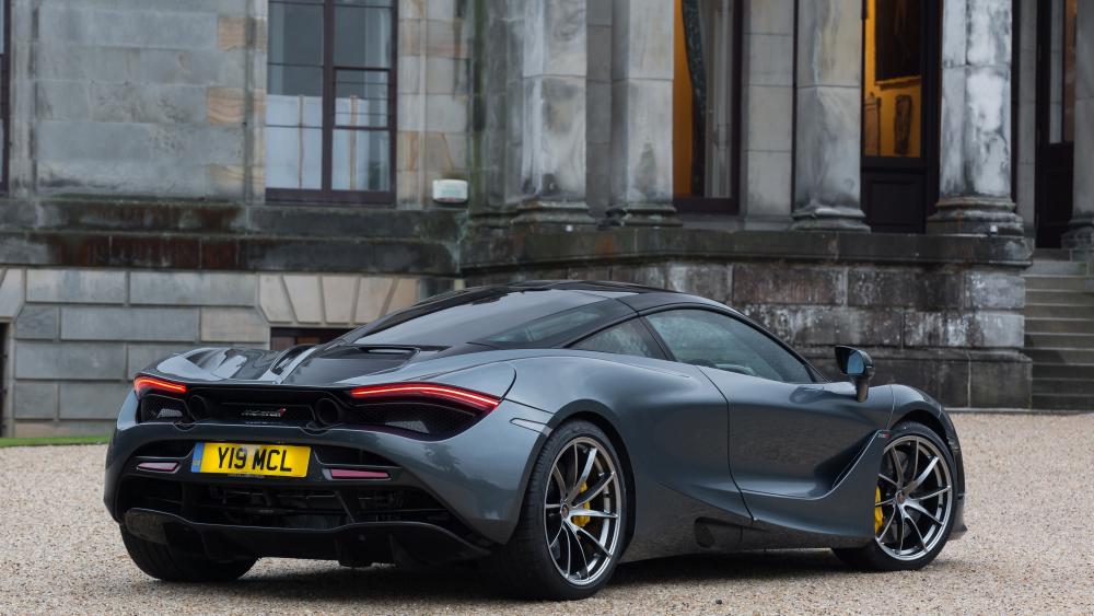 McLaren 720S in Front of Mansion Splendor wallpaper