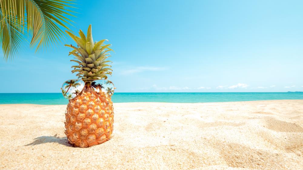 Cool Pineapple Summer Fun wallpaper