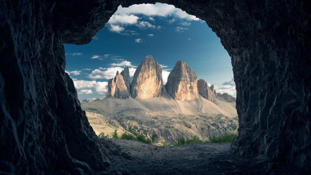 Grotta delle Tre Cime Framework wallpaper