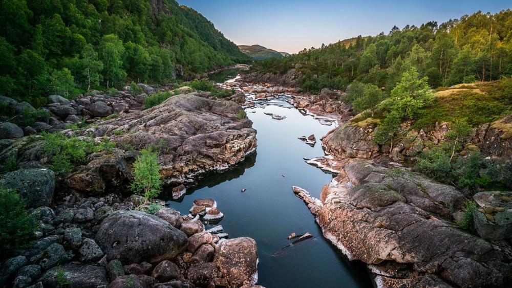 Serene River Valley Scene wallpaper