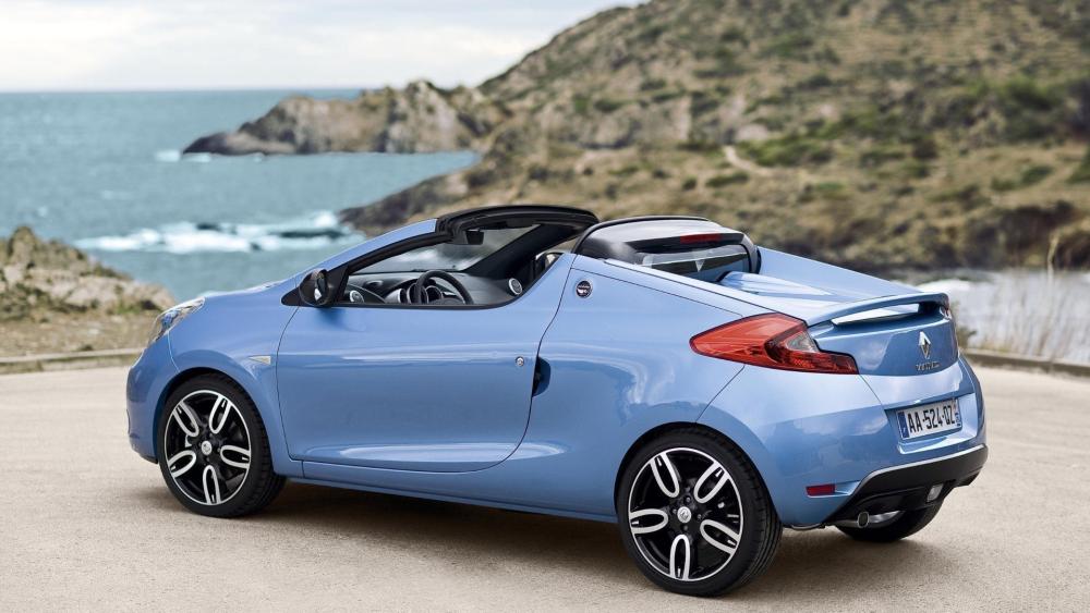 Renault Wind Convertible Near Coastline wallpaper