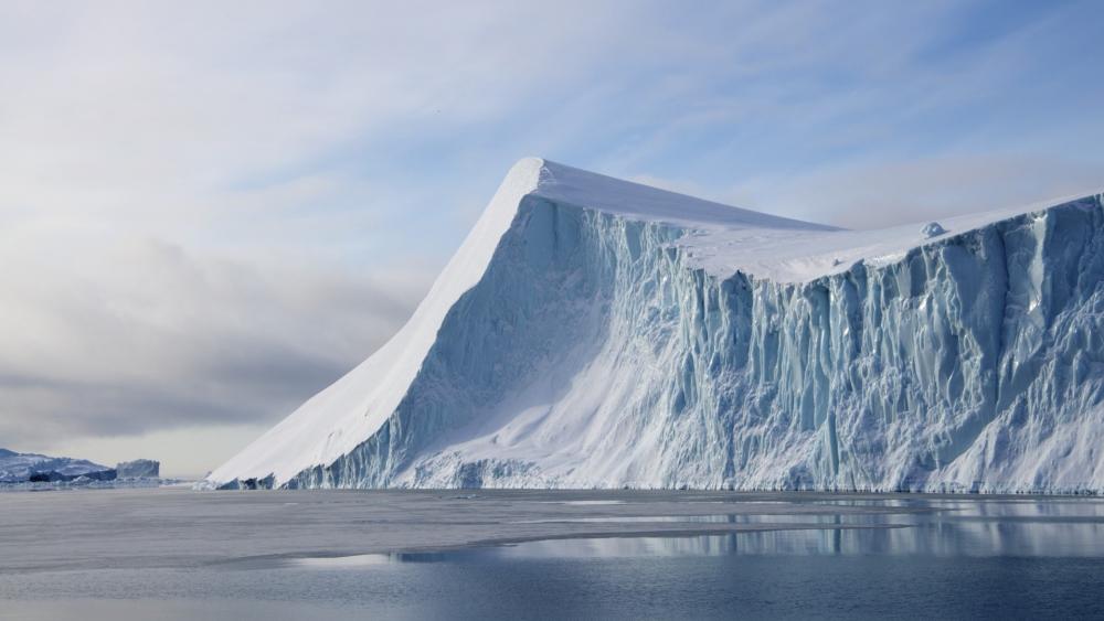 Majestic Ice Peaks of Ilulissat Icefjord wallpaper