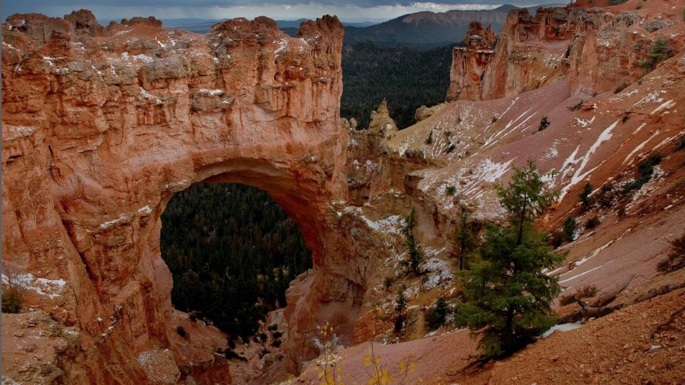 Natural Marvel of Bryce Canyon wallpaper