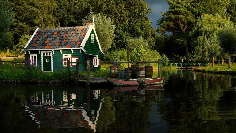 Cottage by the River in Efteling wallpaper