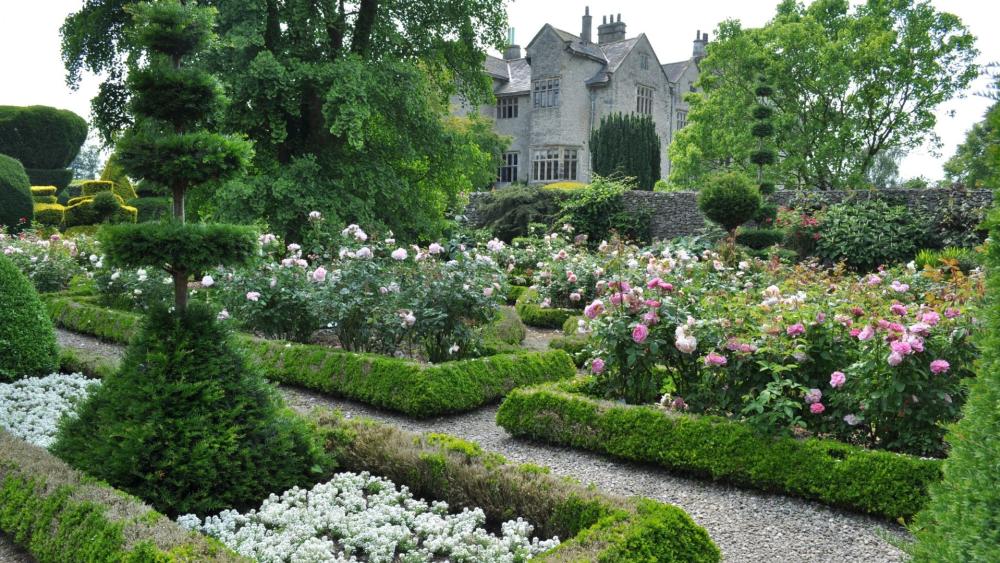 Historic Gardens of Levens Hall, Kendal wallpaper