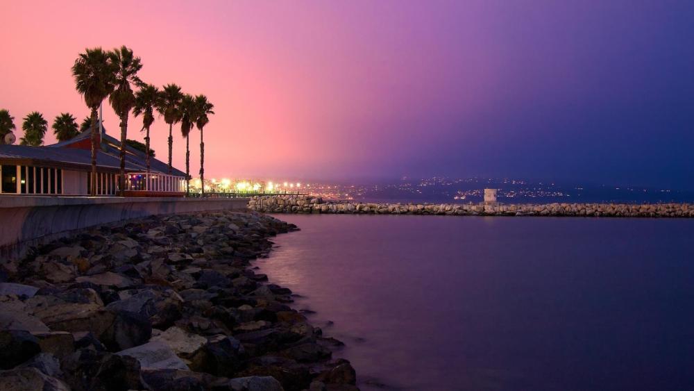 Sunset Glow over Tranquil Bay wallpaper