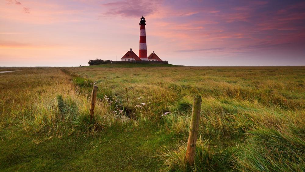 Westerheversand Lighthouse at Dusk wallpaper