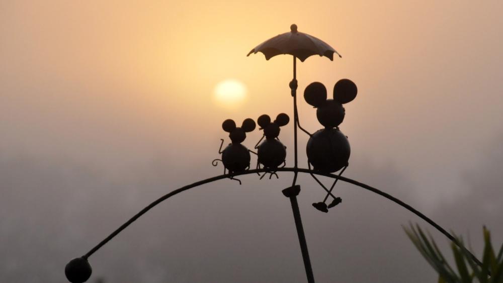 Evening Stroll with Metal Mouse Family wallpaper