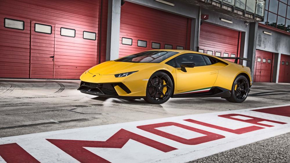 Lamborghini Huracan Performante in Imola wallpaper